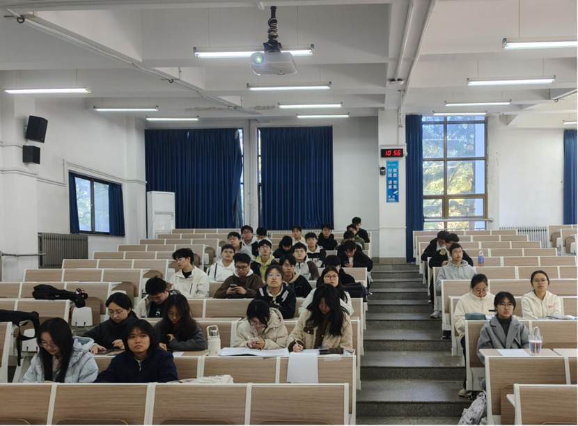 全班